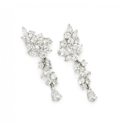 Pendientes de novia en plata con circonitas de distintas tallas